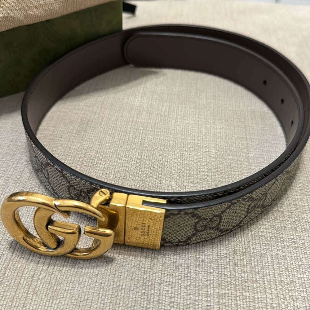 Reversible GUCCI belt.